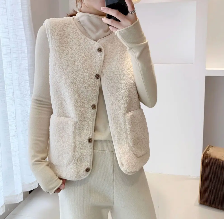 Ella Teddyväst